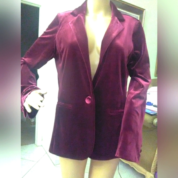BNWT TAHARI BURGUNDY VELVET BLAZER SZ. LG $568 GORGEOUS SINGLE BUTTON